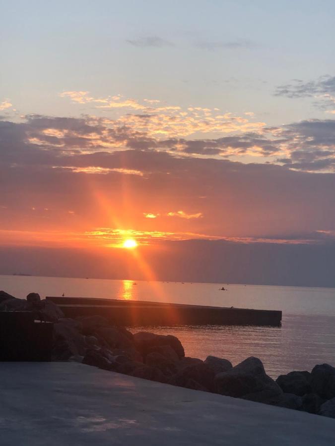 Maristella Marine Residense Hotel Apartment Odessa Eksteriør bilde