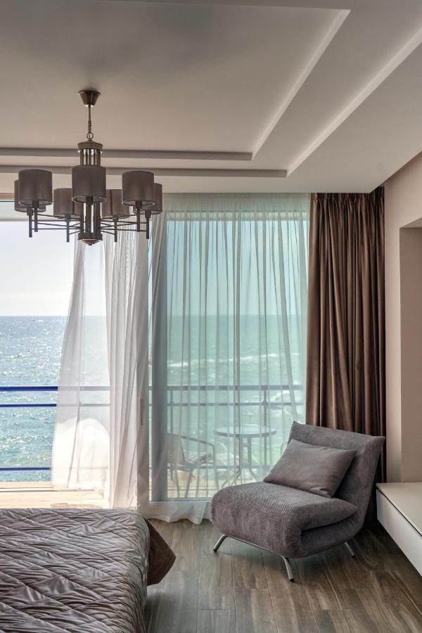 Maristella Marine Residense Hotel Apartment Odessa Eksteriør bilde