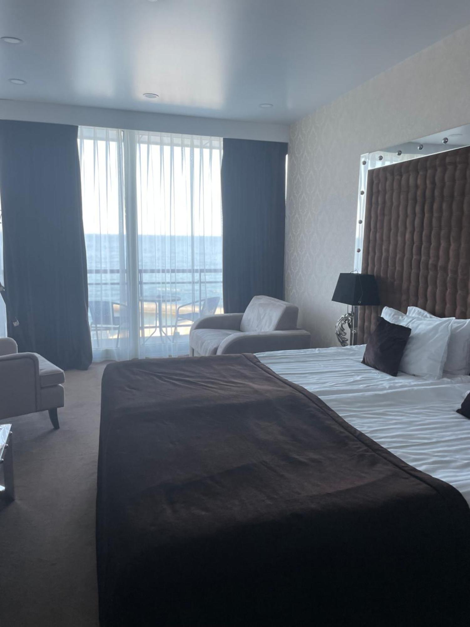 Maristella Marine Residense Hotel Apartment Odessa Eksteriør bilde